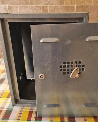 CASSETTA DEL GAS DA INCASSO