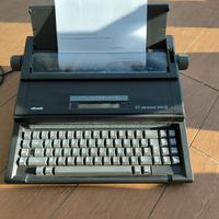 macchina per scrivere Olivetti