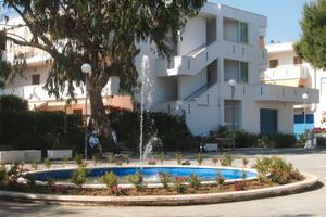 Bilocale arredato con terrazzo