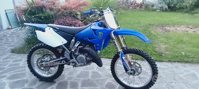 Yamaha YZ 125