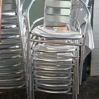 Sedie e Tavoli In Acciaio