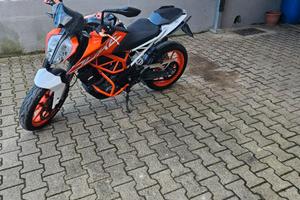 Ktm Duke 390
