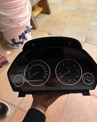 accessori auto( contacilometri, radio volante