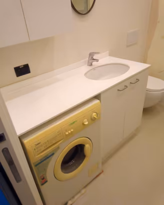 Mobile bagno 140x60 con top corian spessore 1 cm b