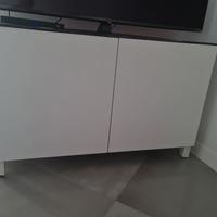 Credenza biancha