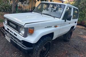 Toyota bj 71