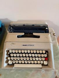 Macchina da scrivere vintage OLIVETTI 35