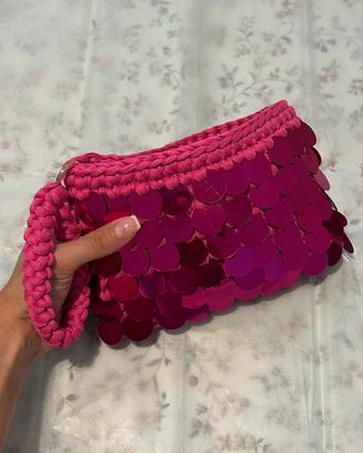 Pochette fatta a mano all’uncinetto