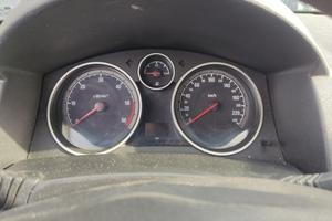 Quadro strumenti OPEL ASTRA H 1700cc DTI del 2006