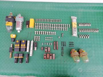 Viti 4 fori - raccordi Pneumatici - filtri  ecc