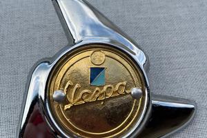GALLETTO BORCHIA VESPA BACCHETTA 125 98 FARO BASSO