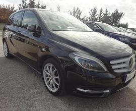 MERCEDES-BENZ B 180 CDI