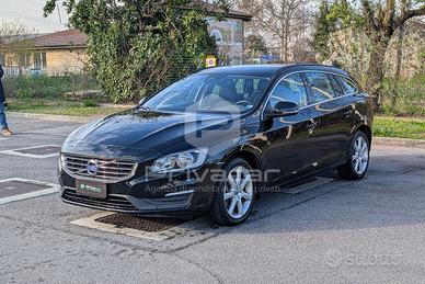 VOLVO V60 D2 Momentum
