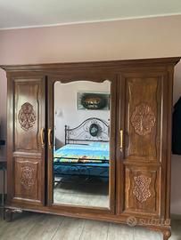 CAMERA MATRIMONIALE IN LEGNO CLASSICA