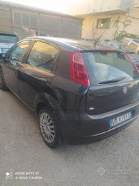 FIAT Grande Punto - 2006 NEOPATENTATI