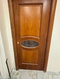 porte in legno color ciliegio