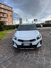 Kia XCeed 1.6 CRDi 136 CV uno proprietario 27/12/2