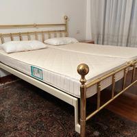 Letto matrimoniale