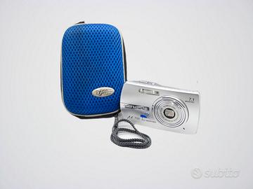 Vintage Digital Camera Olympus mju 700 7.1 Megapix