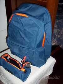 Zaino + astuccio nuovi.