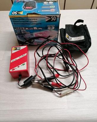 Carica batteria auto