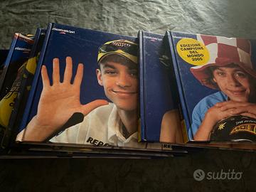 Raccolta di libri su Valentino Rossi