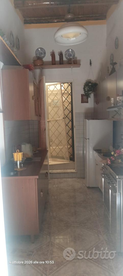 terreno con casa di campagna - Altro