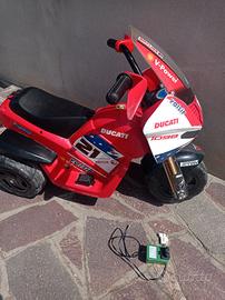 Monopattino, motorino elettrico Peg Perego