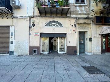 NEGOZIO A PALERMO