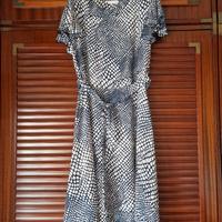 Abito fantasia blu/bianco con relativa sottoveste 