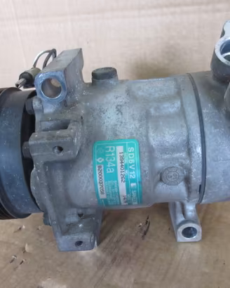 Compressore clima RENAULT CLIO 1149cc 16V del 2002