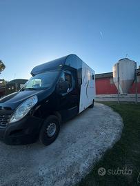 Renault master