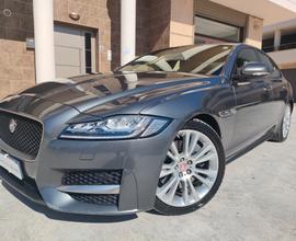 JAGUAR XF 3.0 D V6 300 CV aut. R-Sport
