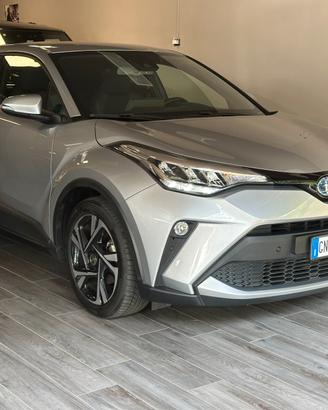 Toyota C-HR 2.0 Hybrid E-CVT Morebusiness