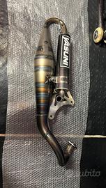 Yasuni  Carrera 10 Piaggio