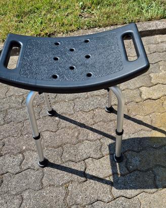 sgabello doccia per anziani o disabili