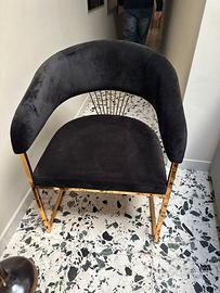 Sedia a poltrona disponibile nera o blu