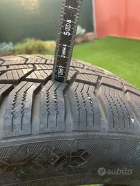 4 Pneumatici invernali 235/45 R18 98 V Viking