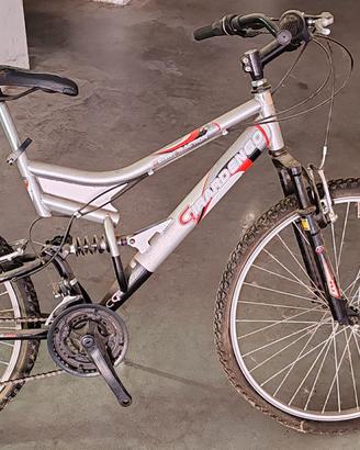 bici da uomo e da donna