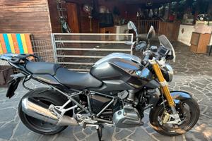 R1200R