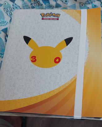 pokemon 30 anniversario Album con 100 carte su 128