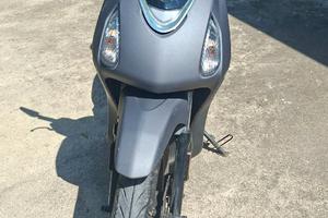 Scooter Sym 125