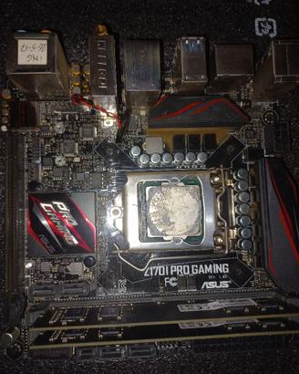 ASUS Z170I Pro Gaming + Intel i7-7700k