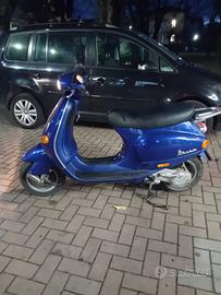 Piaggio Vespa 50 ET4 - 2000
