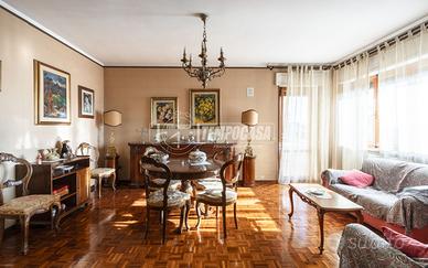 Ampio quadrilocale con garage a Collevario