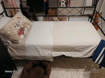 letto singolo con materasso 