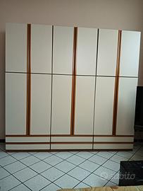 ARMADIO IN BUONO STATO