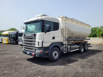 Scania 144 G 460 motrice cisterna