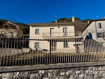 Villetta indipendete con Pertinenza