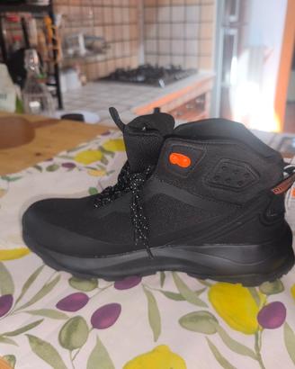 scarpe uomo nuove da trekking numero 43